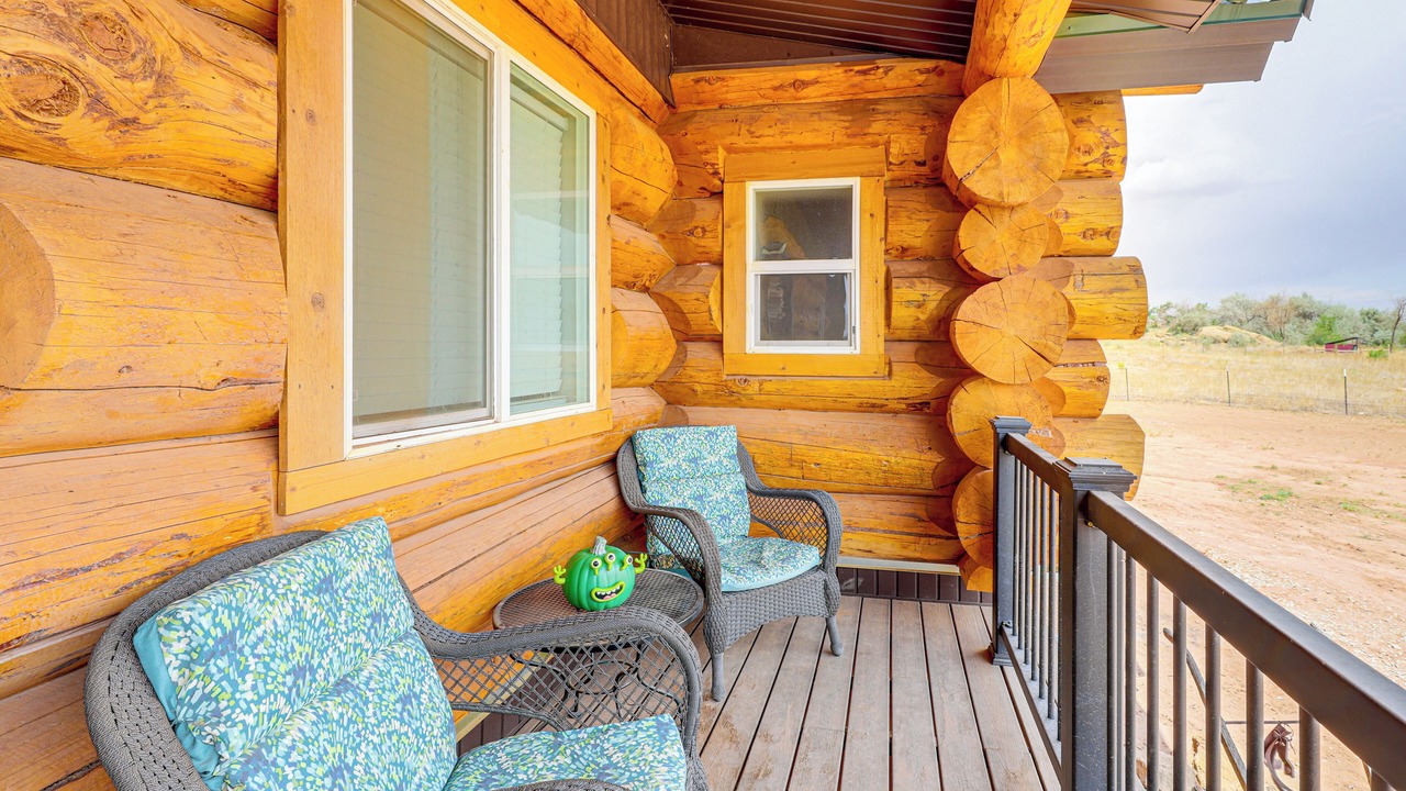 Photo of Outdoor in Gusher