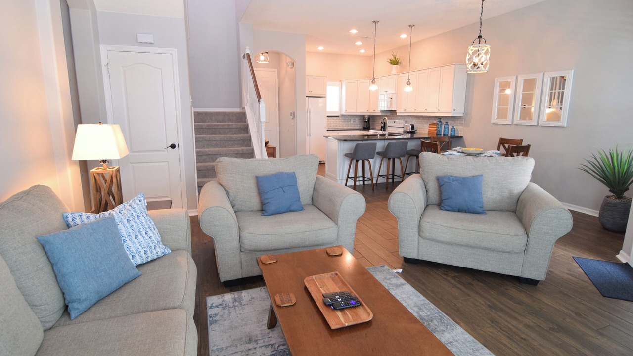Photo of Livingroom in Lake Davenport Estates