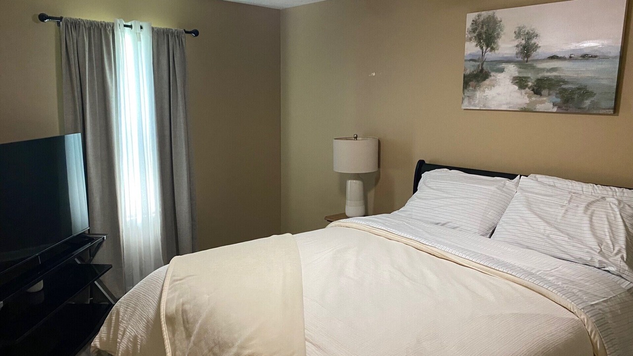 Photo of Bedroom in Brownsville