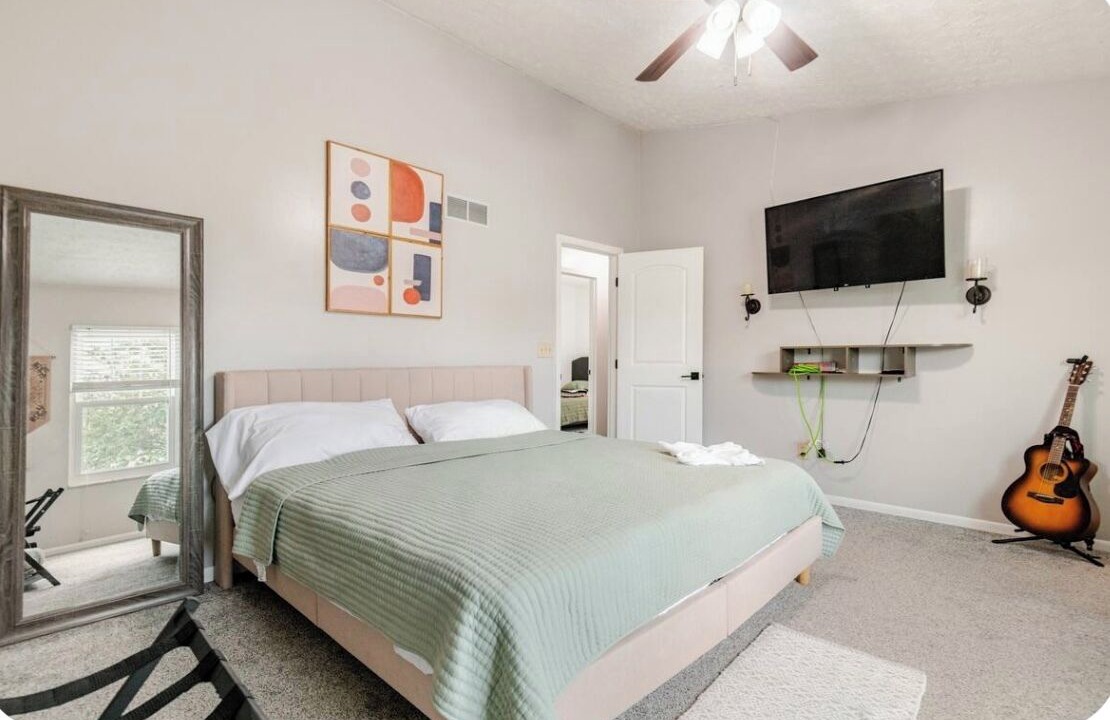 Photo of Bedroom in Grove City