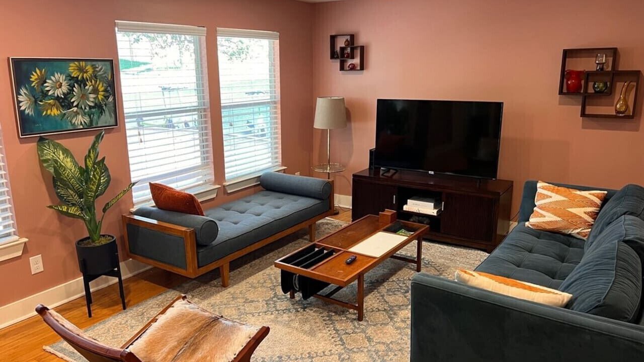 Photo of Livingroom in Blackshear-Prospect Hill