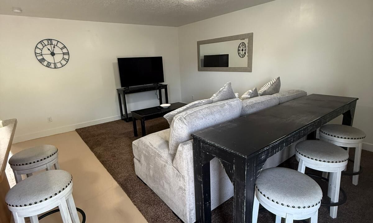 Photo of Livingroom in Roosevelt