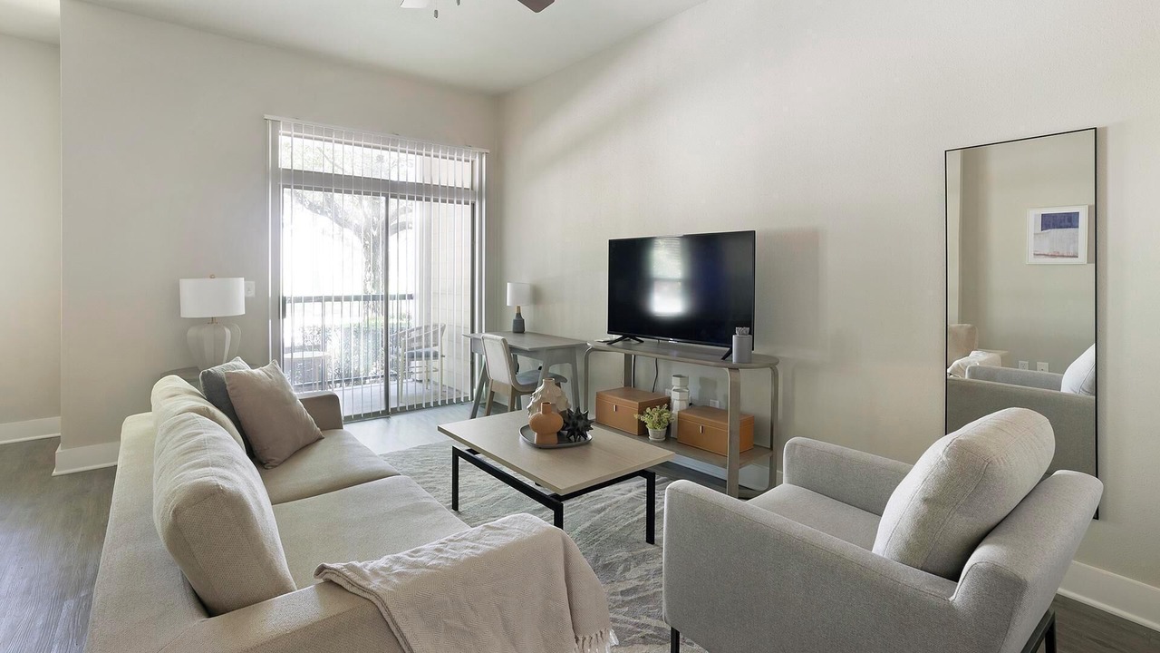 Photo of Livingroom in Nassau Bay