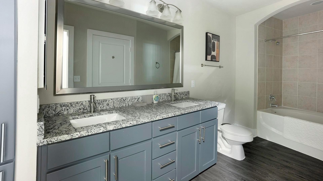 Photo of Bathroom in Nassau Bay