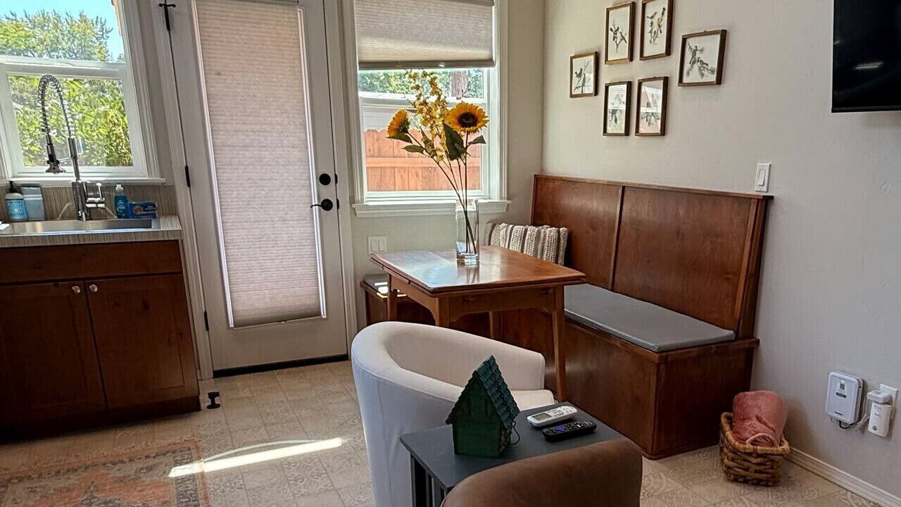 Photo of Livingroom in Veterans Park