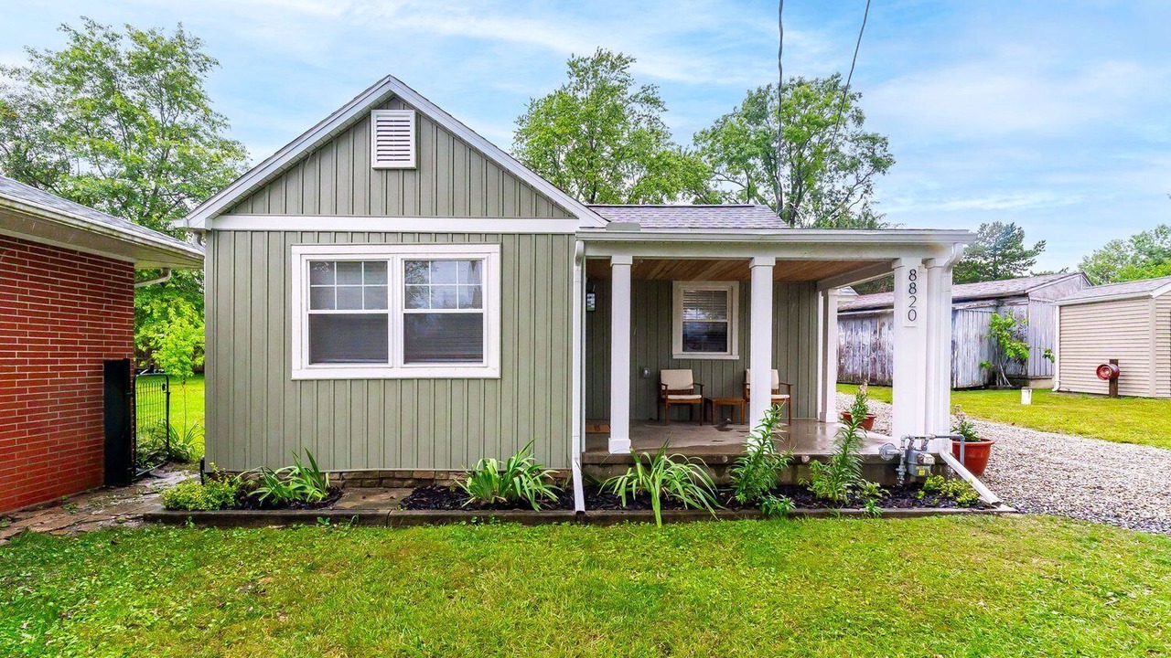 Photo of Outdoor in Lakeview