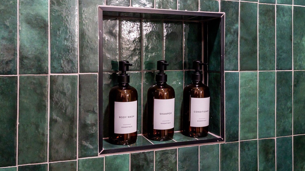 Photo of Bathroom in Lakeview