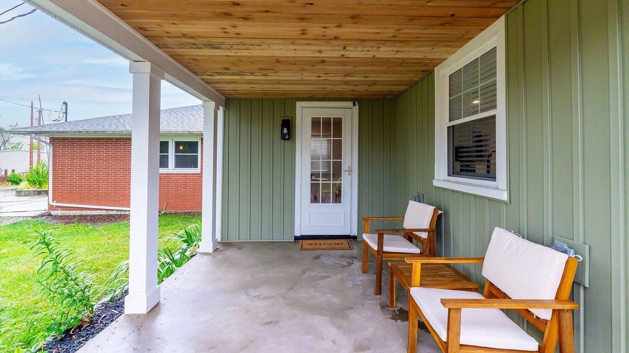 Photo of Patio Balcony in Lakeview