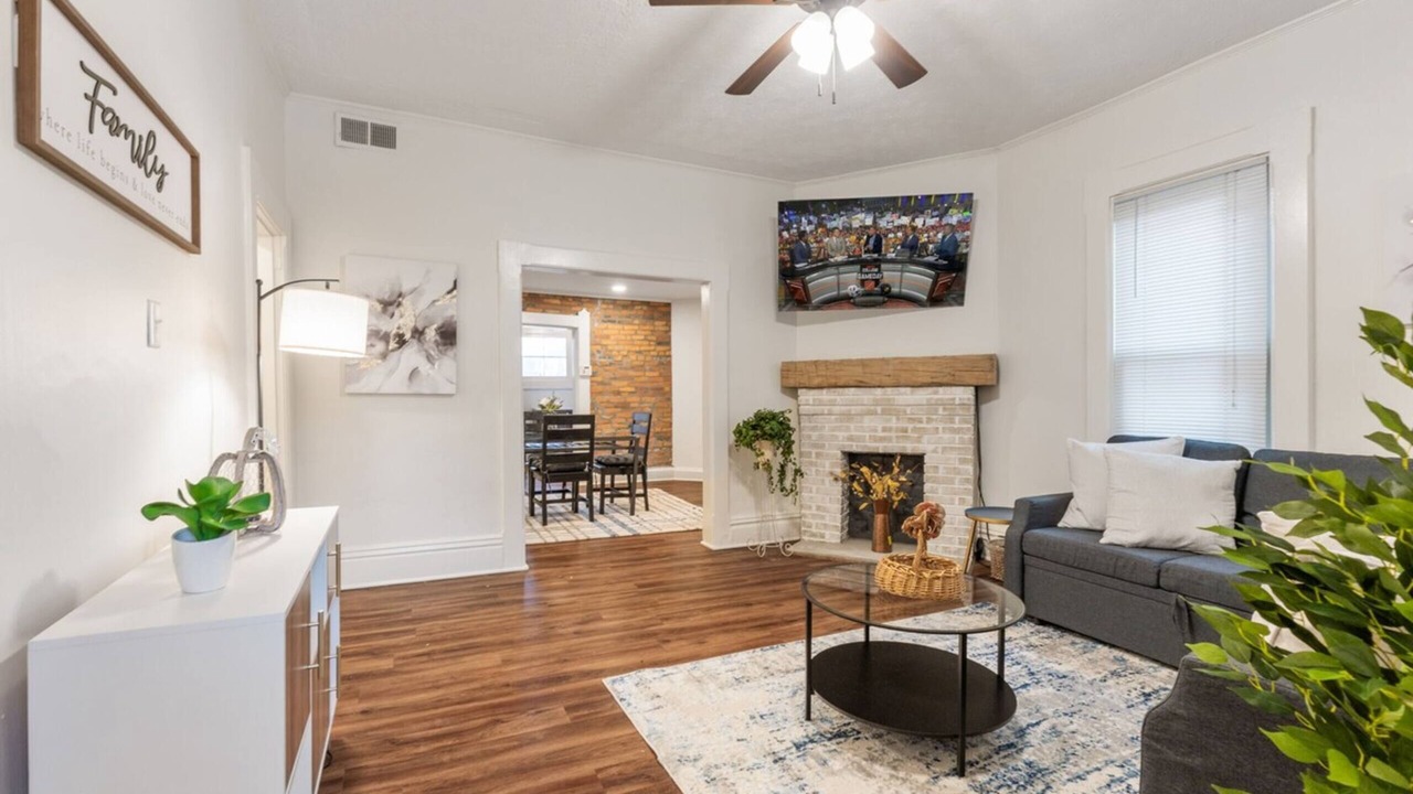 Photo of Livingroom in Weinland Park