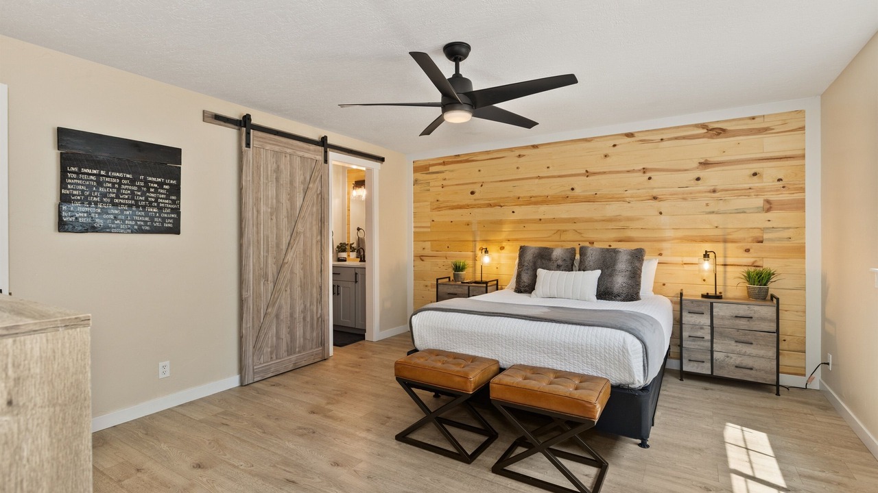Photo of Bedroom in Eagle