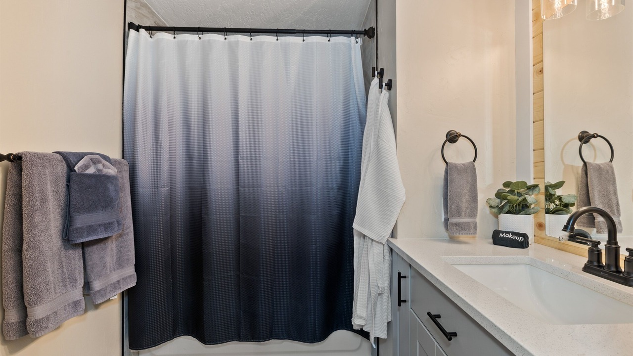 Photo of Bathroom in Eagle