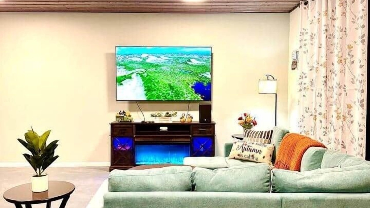 Photo of Livingroom in Lewistown