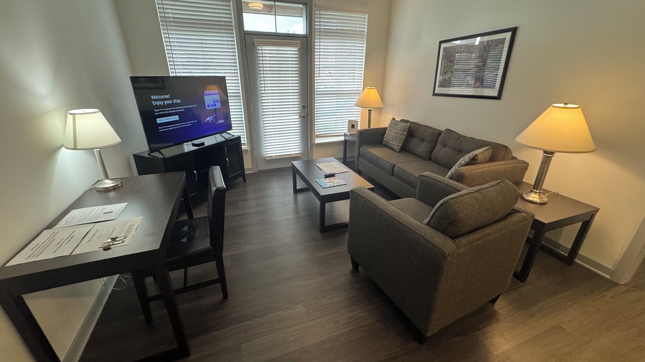 Photo of Livingroom in Tuttle West