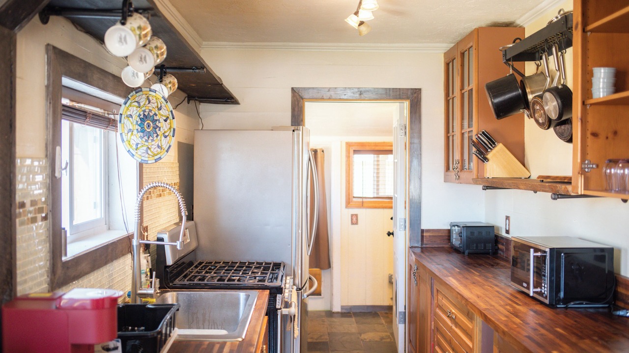 Photo of Kitchen in Yellowstone County