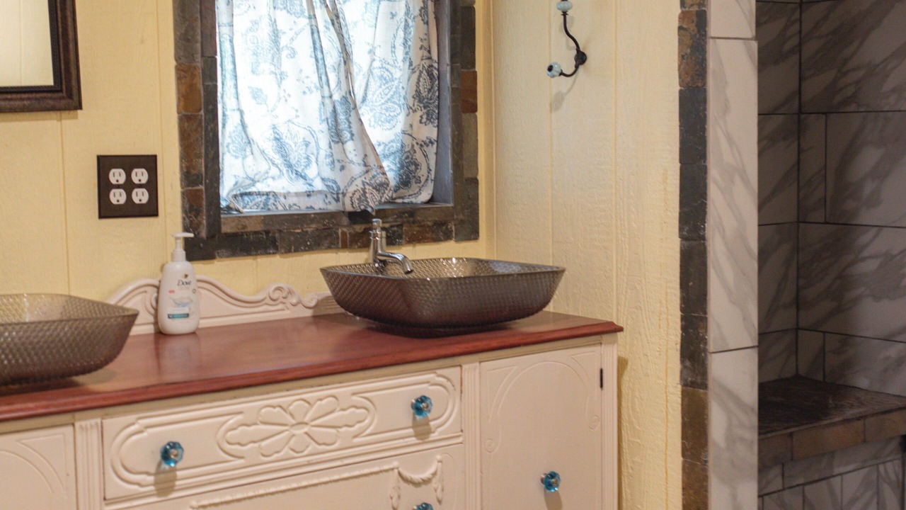Photo of Bathroom in Yellowstone County