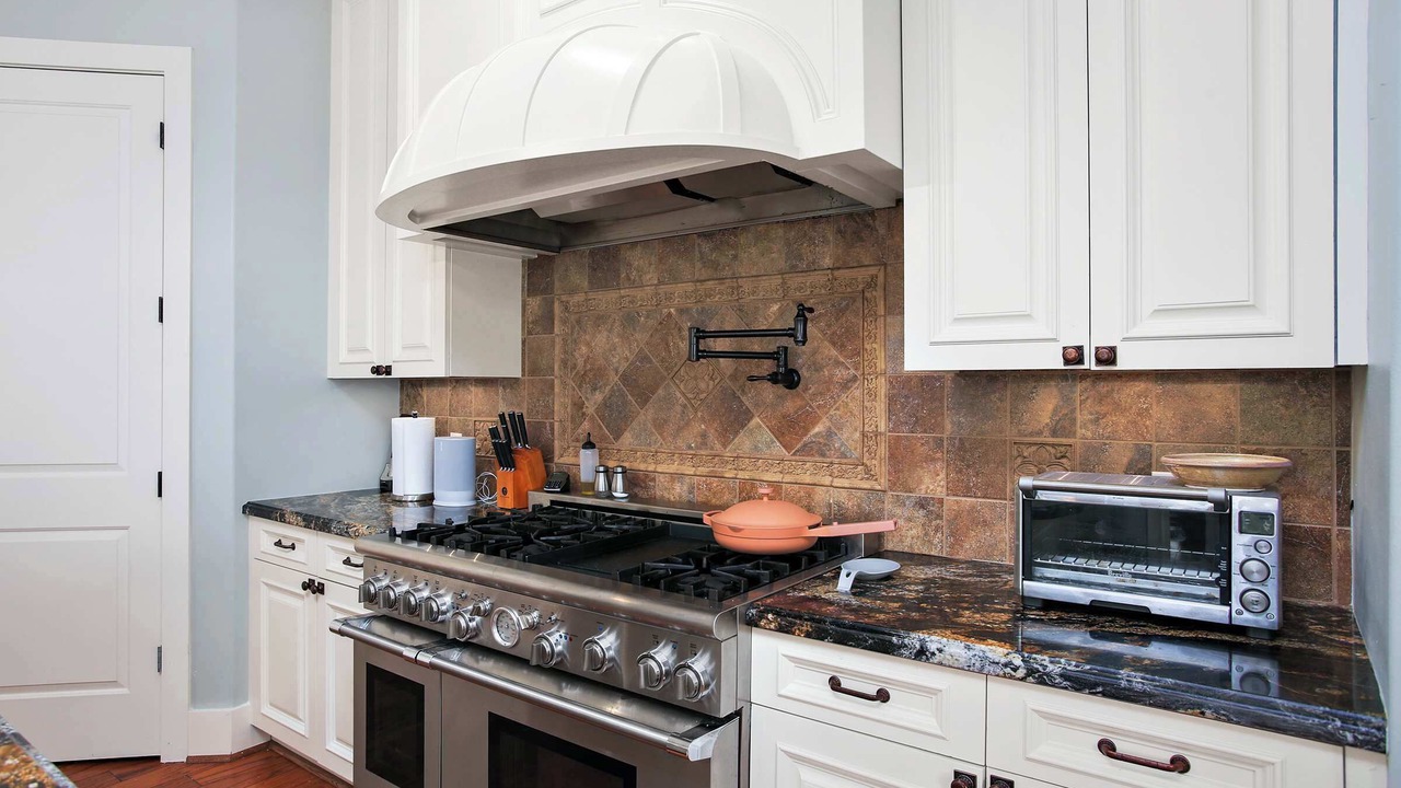 Photo of Kitchen in Jamaica Beach