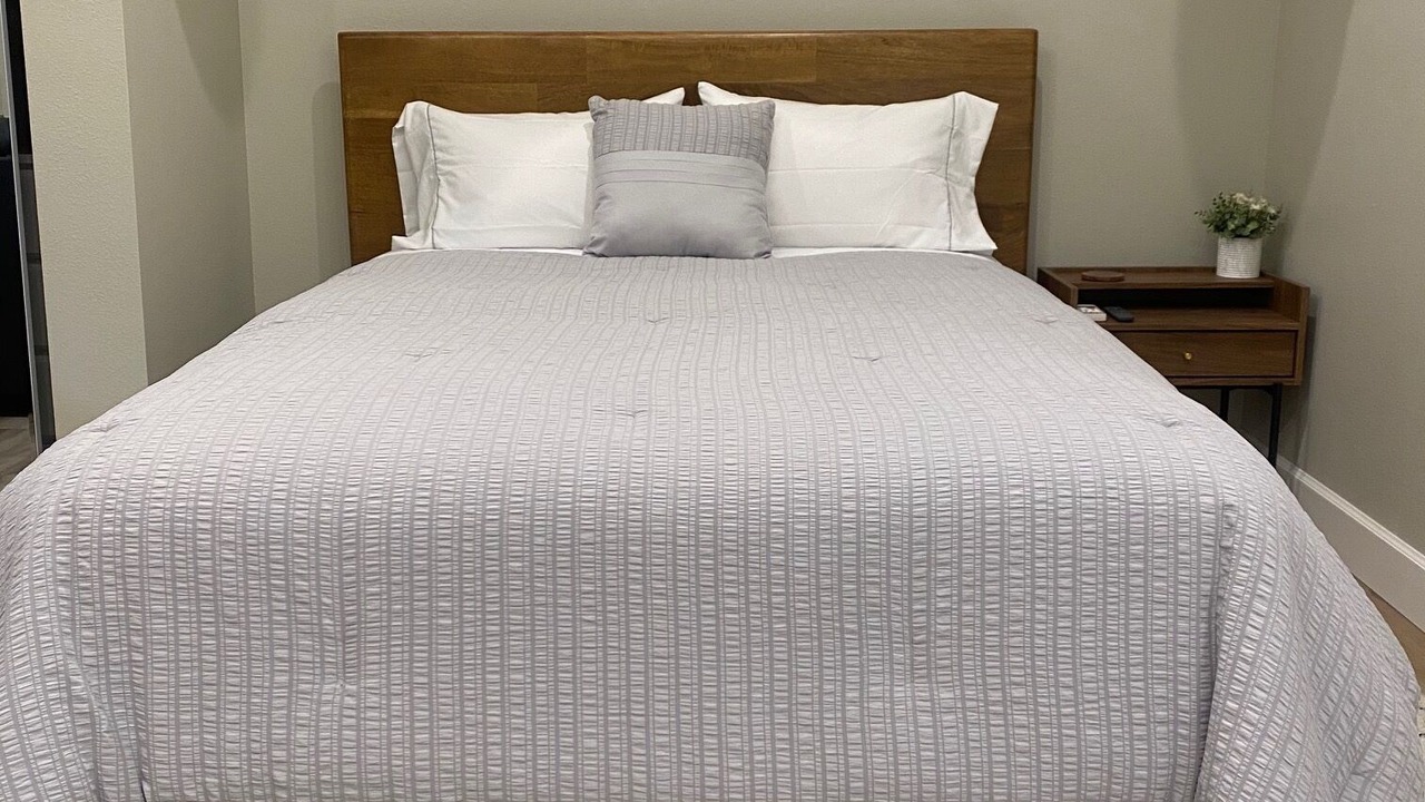 Photo of Bedroom in Torrey Highlands
