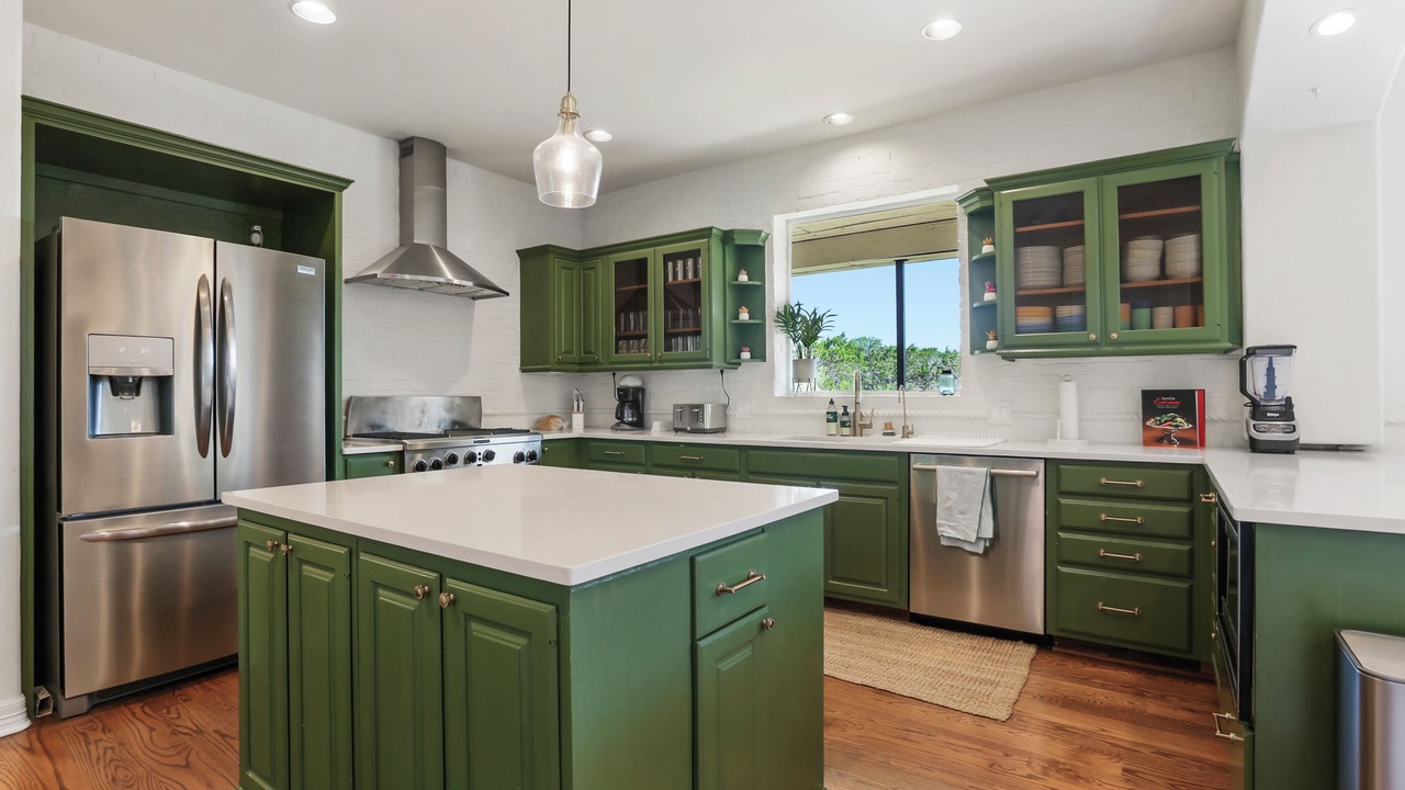 Photo of Kitchen in Oak Shores On Lake Austin