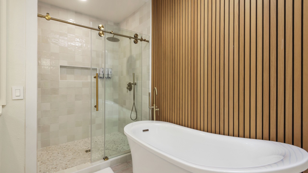 Photo of Bathroom in Oak Shores On Lake Austin