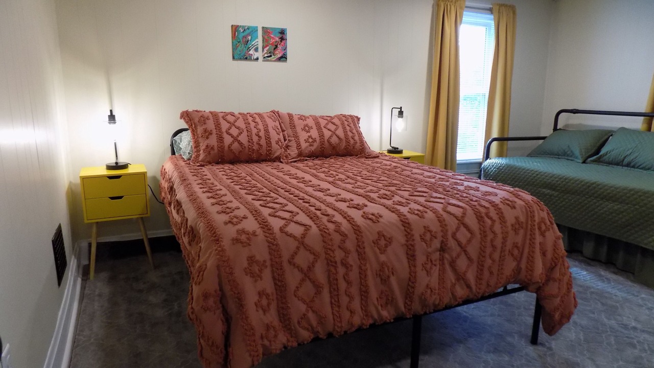 Photo of Bedroom in Old North Columbus