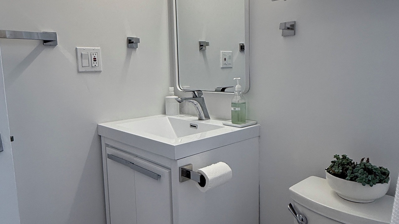 Photo of Bathroom in Palms