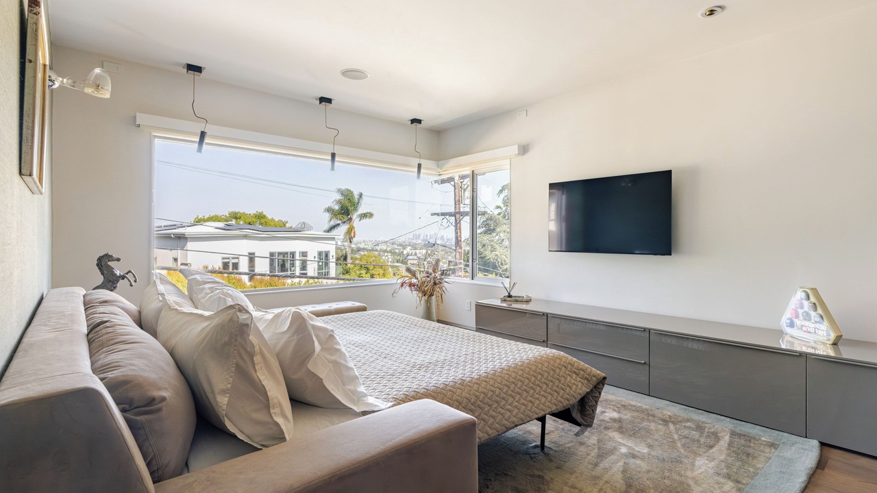 Photo of Bedroom in Hollywood Hills West