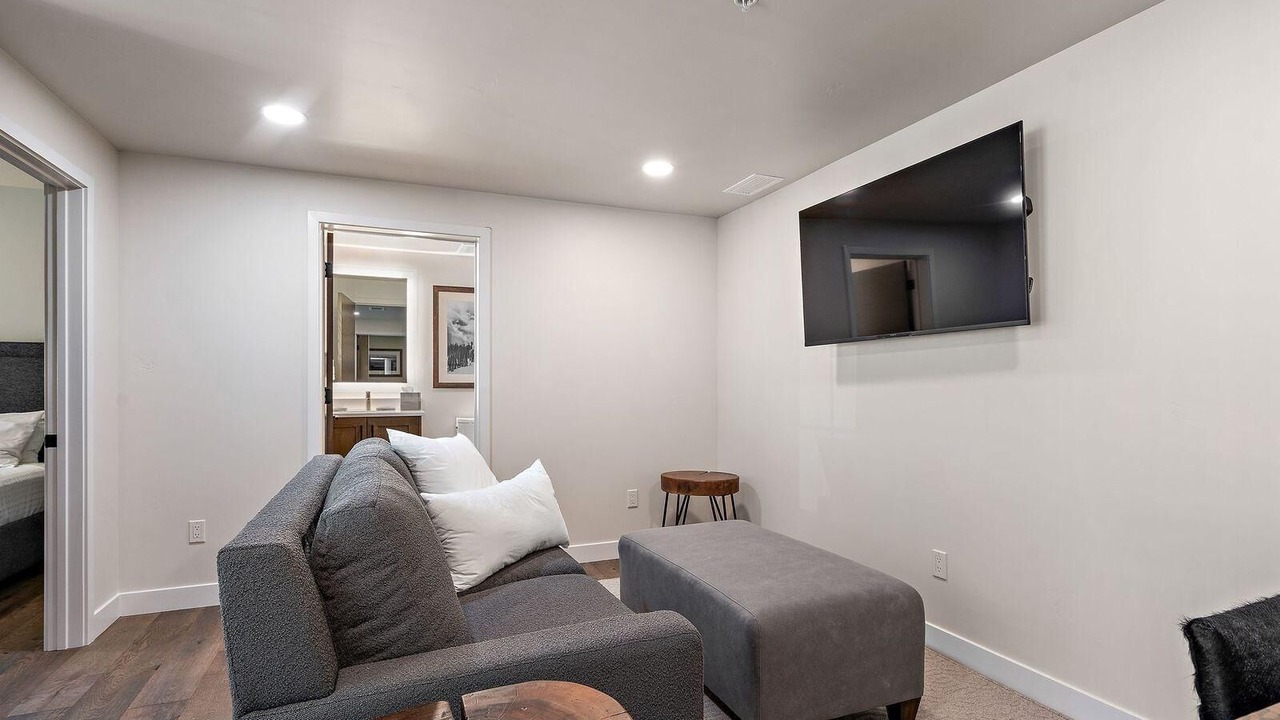 Photo of Livingroom in Tamarack Resort