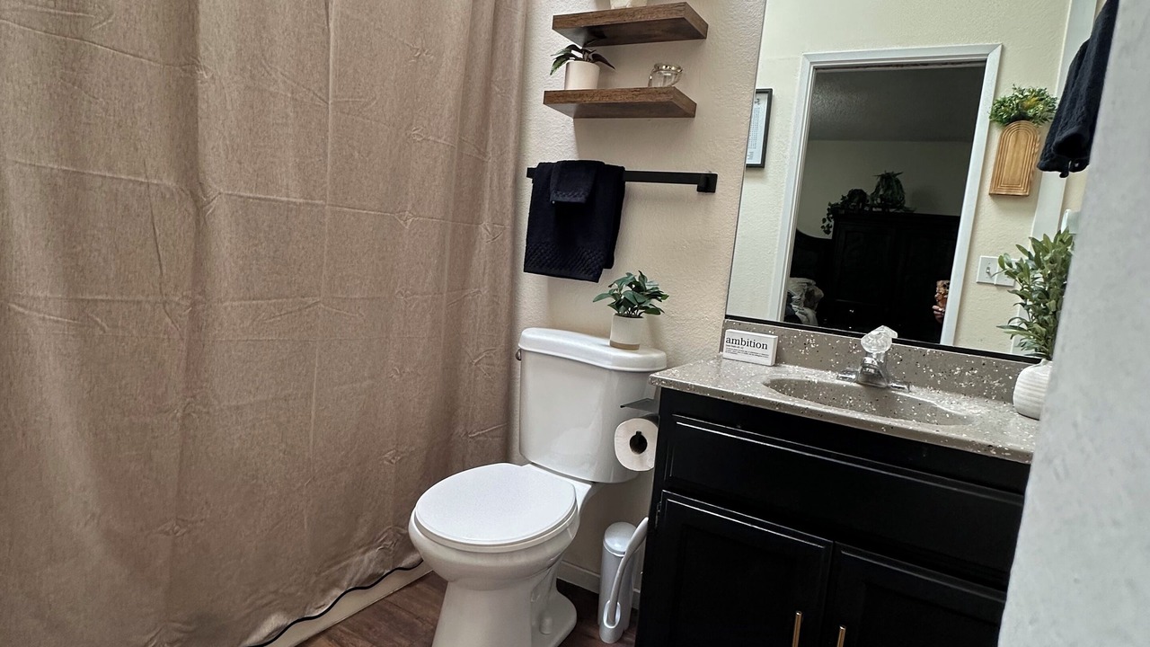 Photo of Bathroom in Visalia