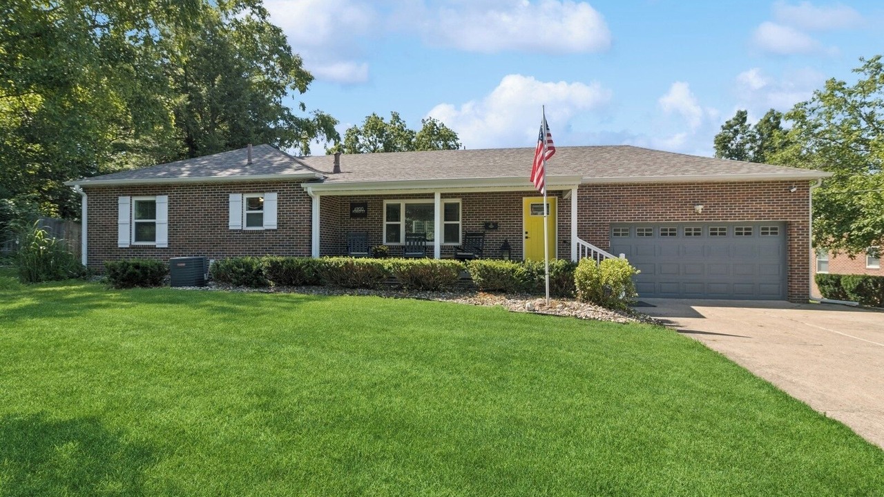 Photo of Outdoor in Windsor Heights