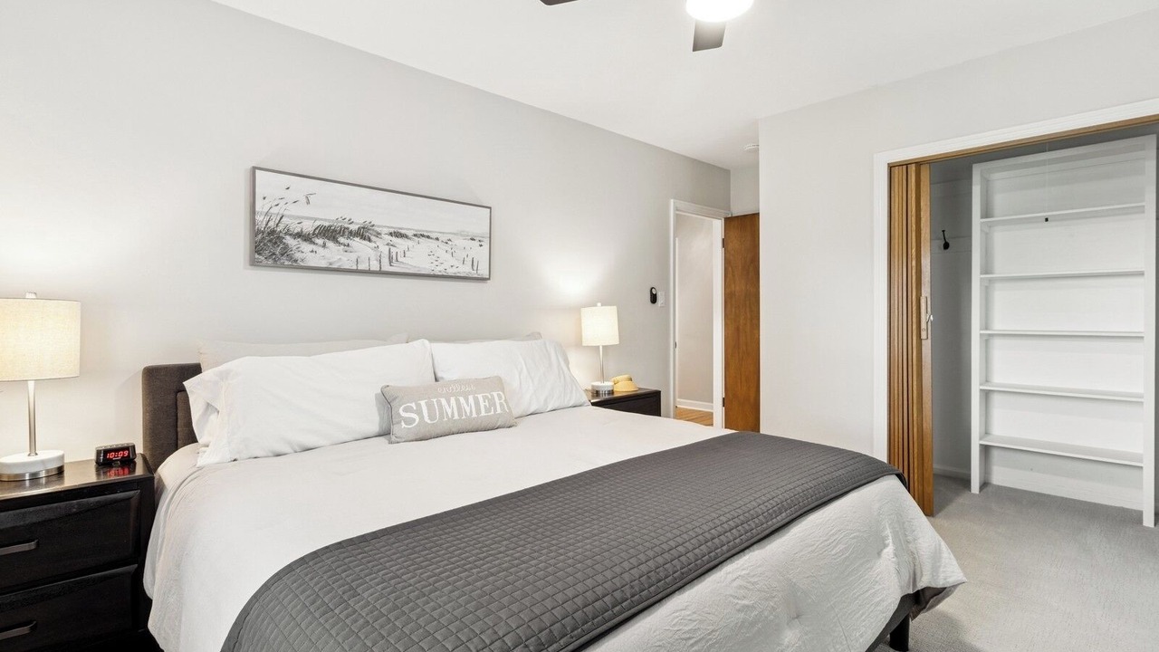 Photo of Bedroom in Windsor Heights