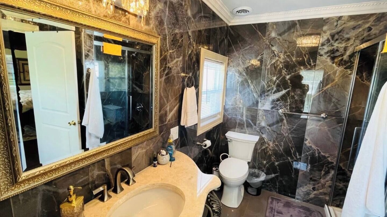 Photo of Bathroom in Conneaut