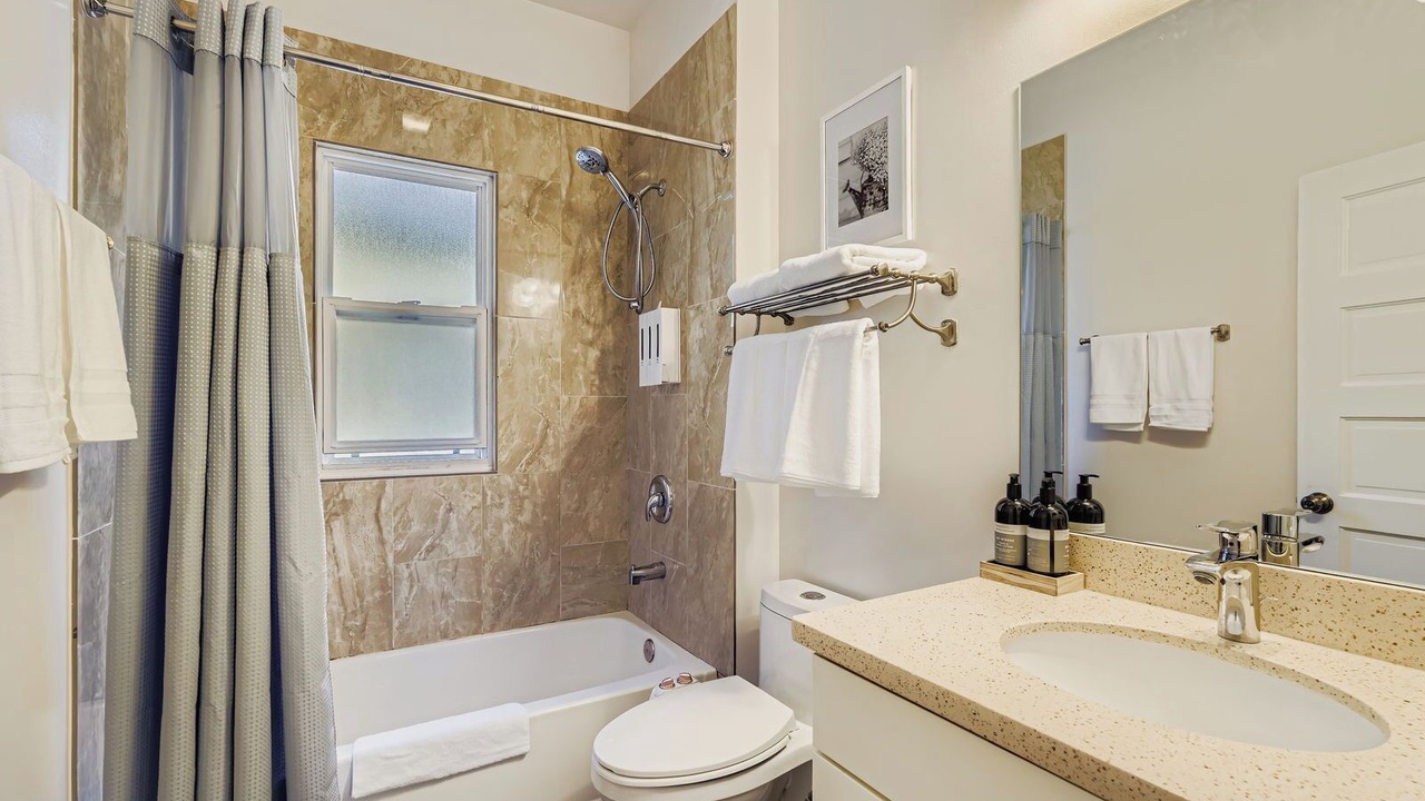 Photo of Bathroom in University District