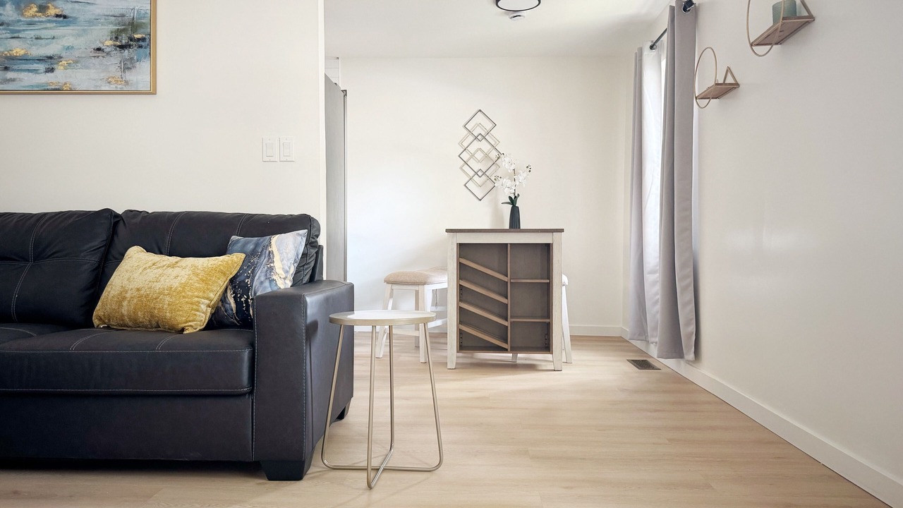 Photo of Livingroom in Newburgh