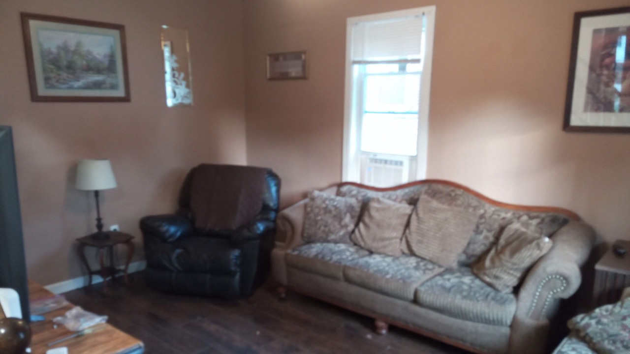 Photo of Livingroom in Hawk Run