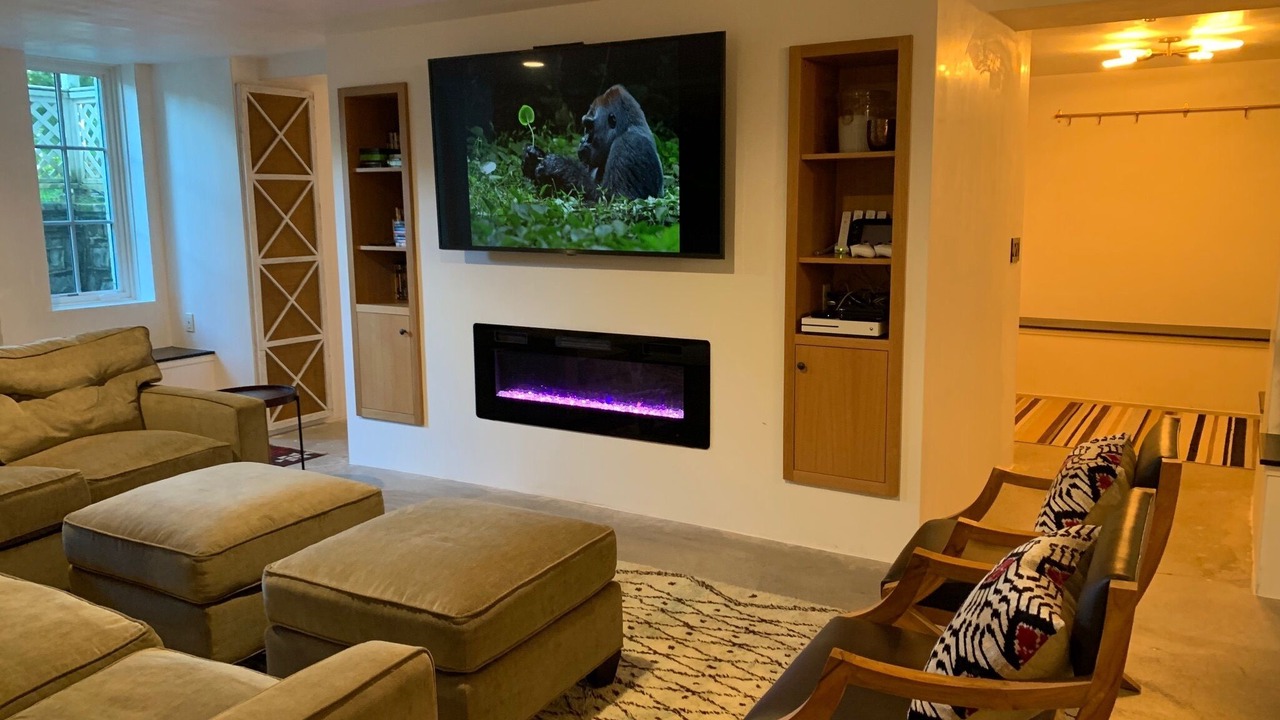 Photo of Livingroom in State College
