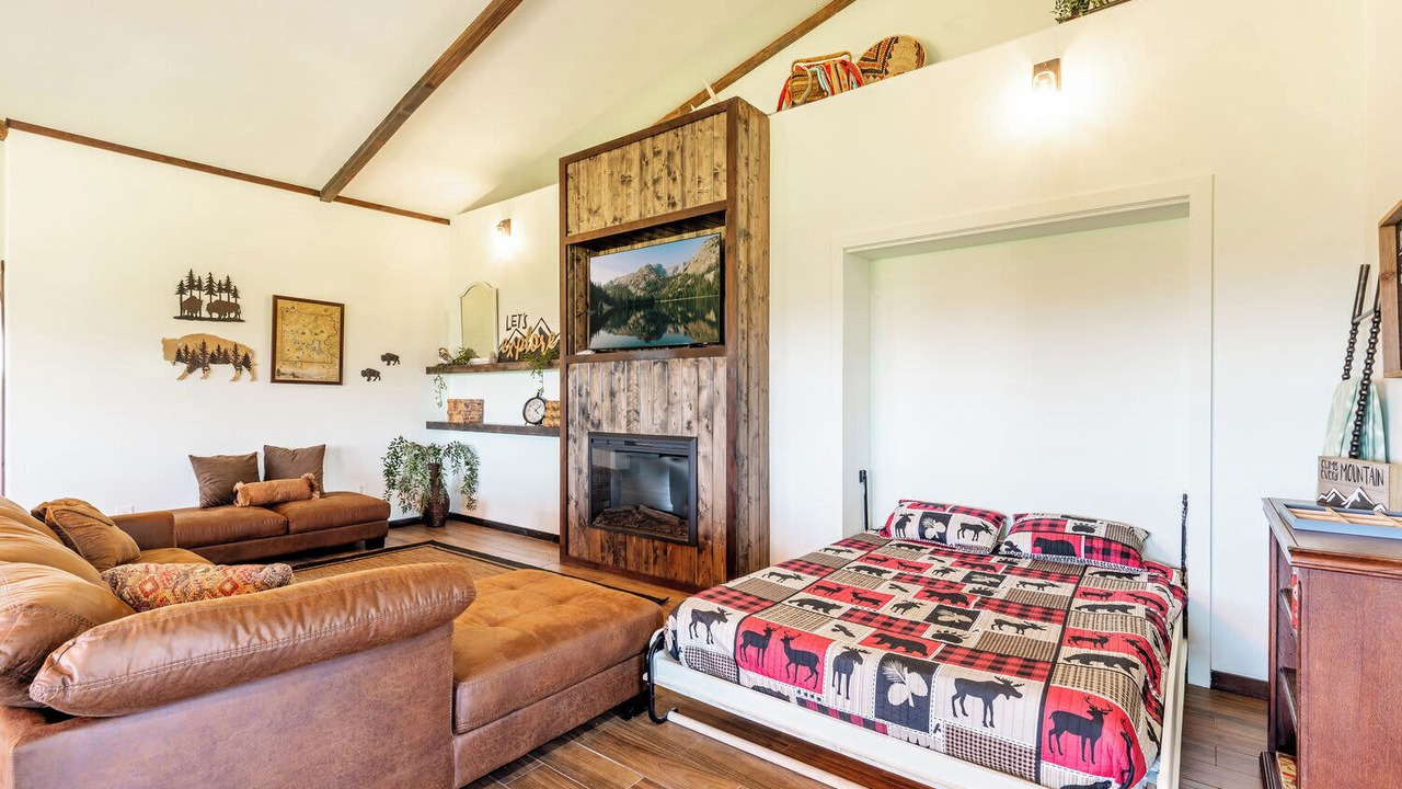Photo of Livingroom in Dayton