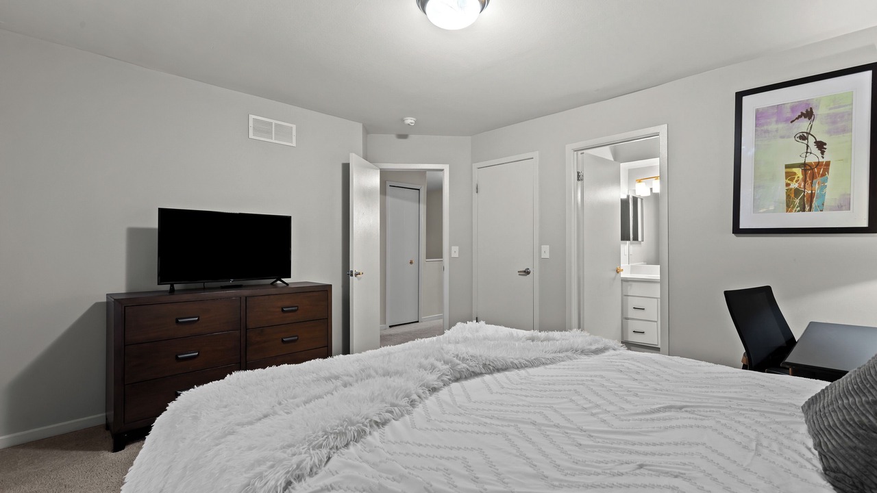Photo of Bedroom in Auburn Hills