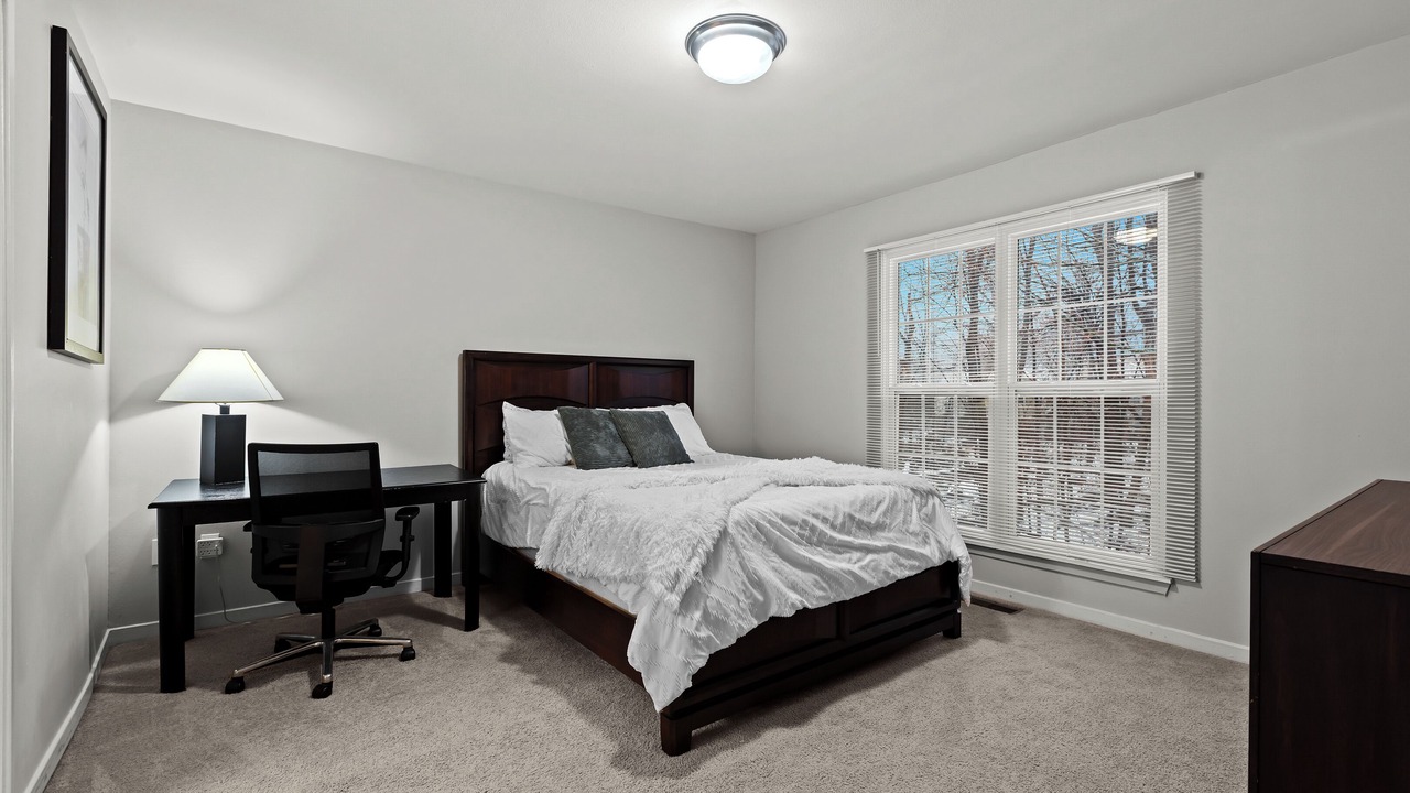 Photo of Bedroom in Auburn Hills
