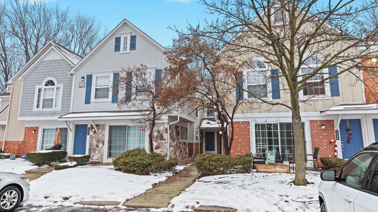 Photo of Outdoor in Auburn Hills