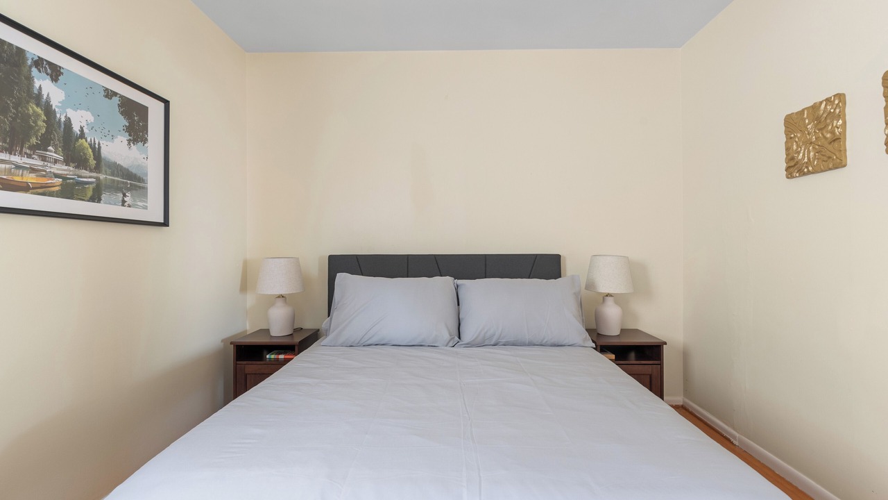 Photo of Bedroom in La Crescenta