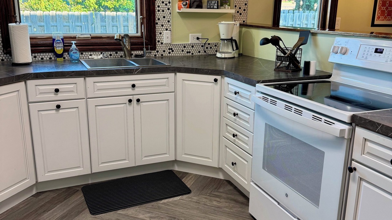Photo of Kitchen in Circle