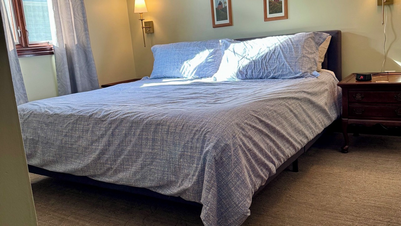 Photo of Bedroom in Circle