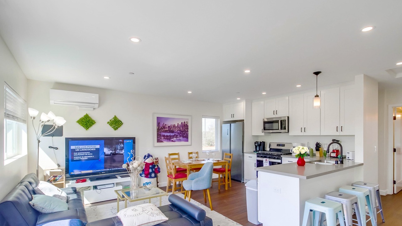 Photo of Livingroom in National City