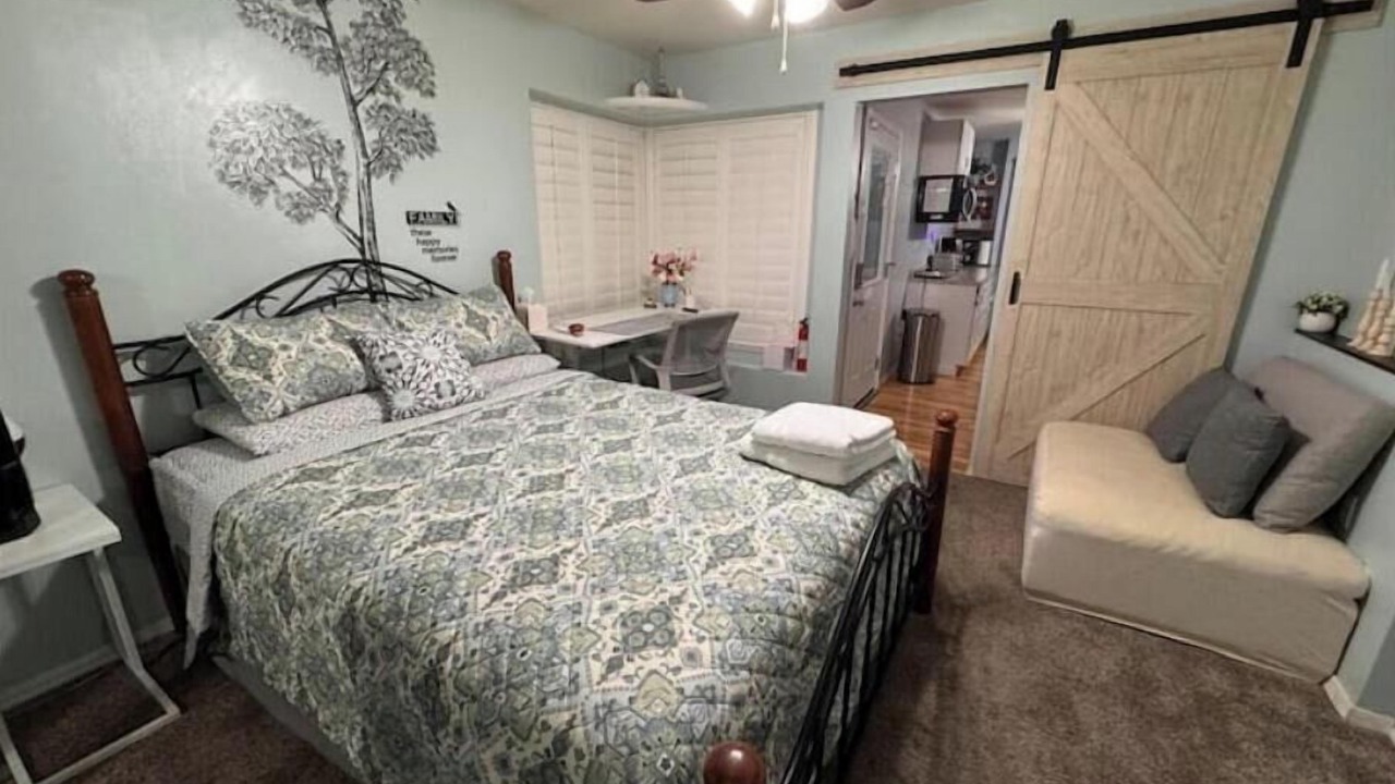 Photo of Bedroom in Greenacres