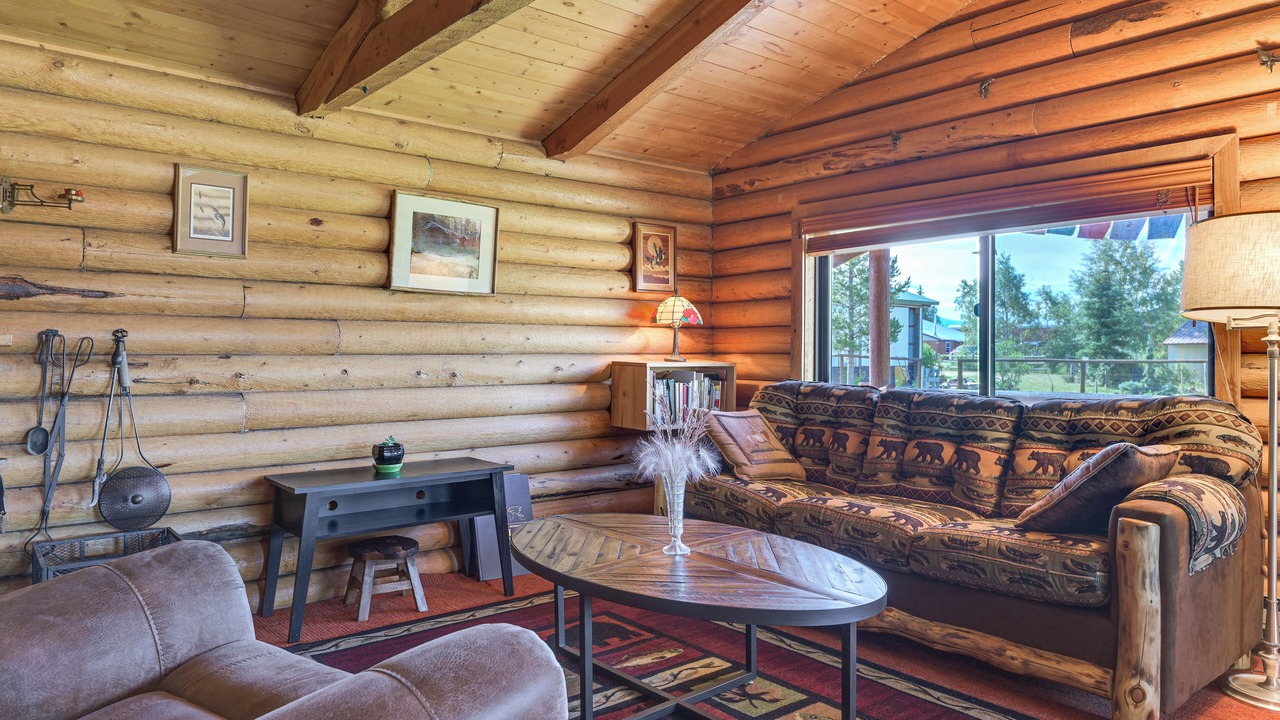 Photo of Livingroom in Wisdom