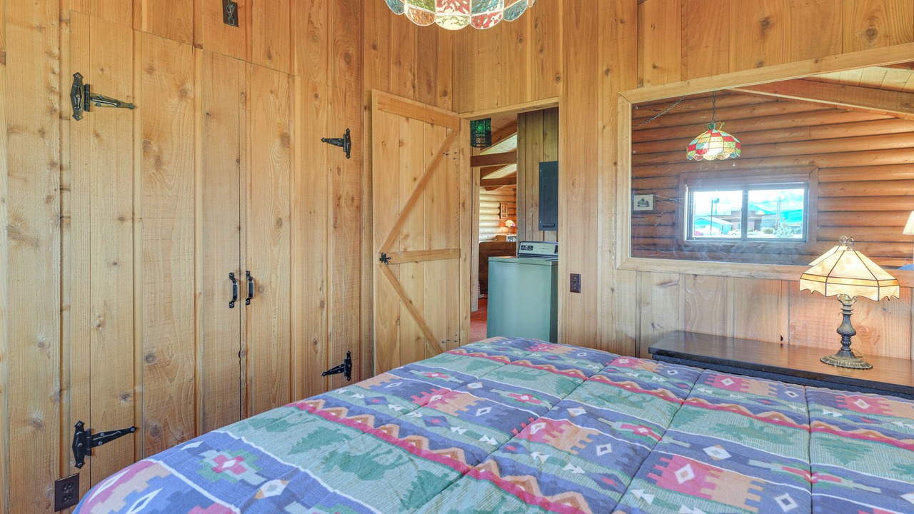 Photo of Bedroom in Wisdom