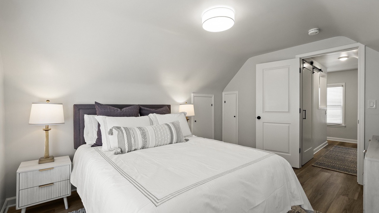 Photo of Bedroom in Royal Oak