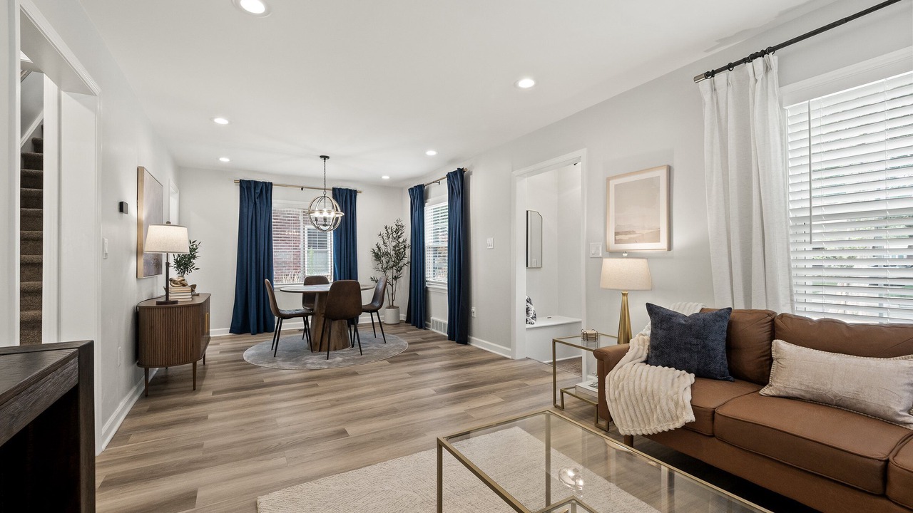 Photo of Livingroom in Royal Oak