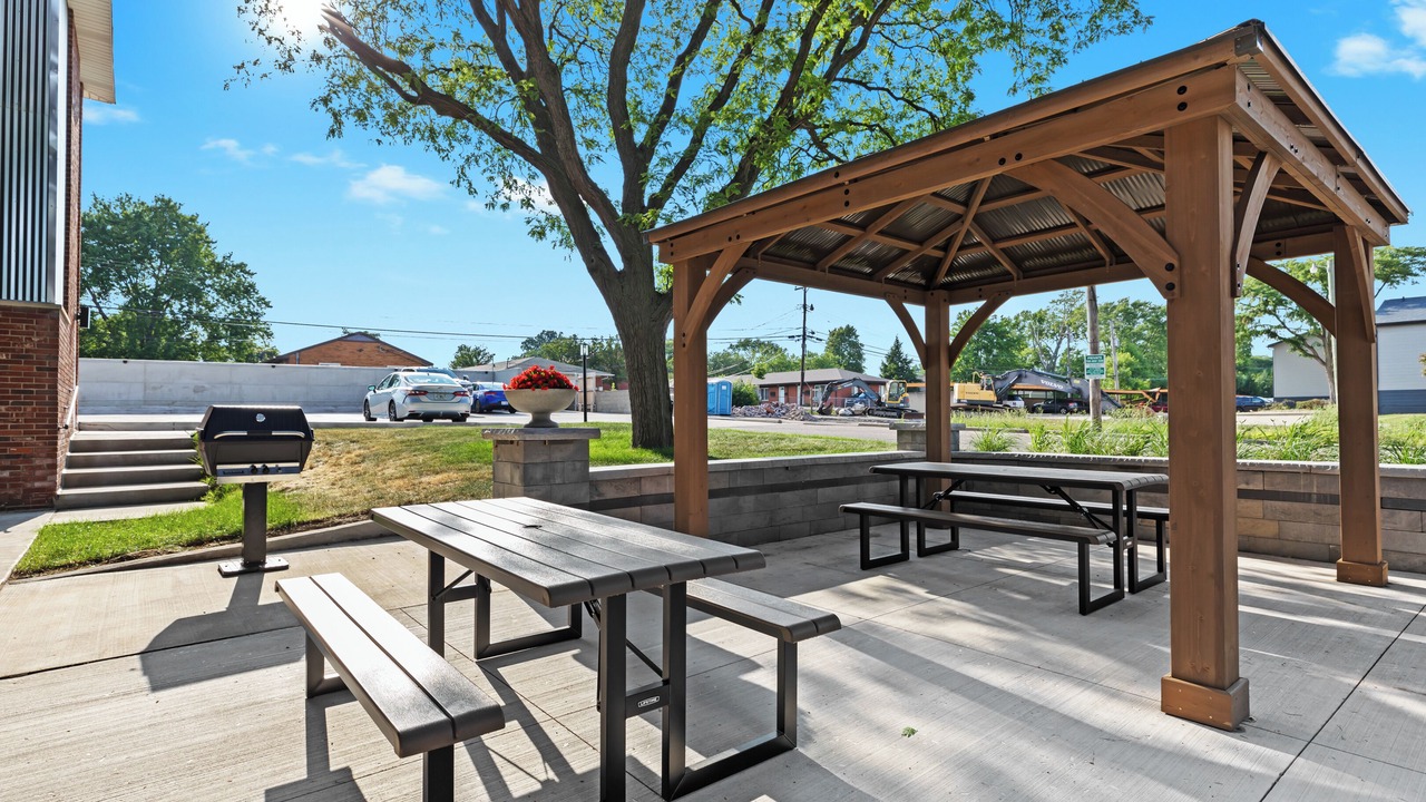 Photo of Outdoor in Royal Oak