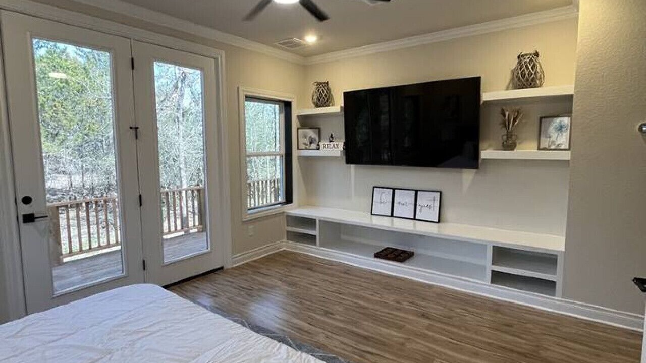 Photo of Bedroom in Cedar Creek